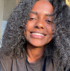 Meet your Posher, Alemay